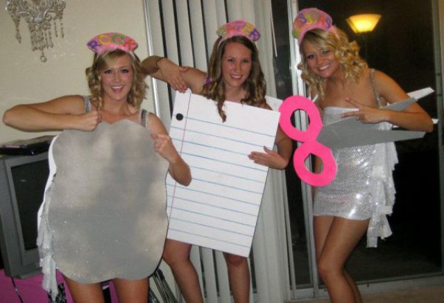 Awesome Group Costumes From 2011 26 Pics