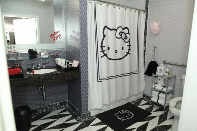 The Inaugural Hello Kitty Hotel Suite