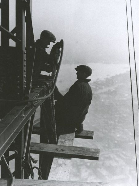 B&W Photos of NYC Construction Workers