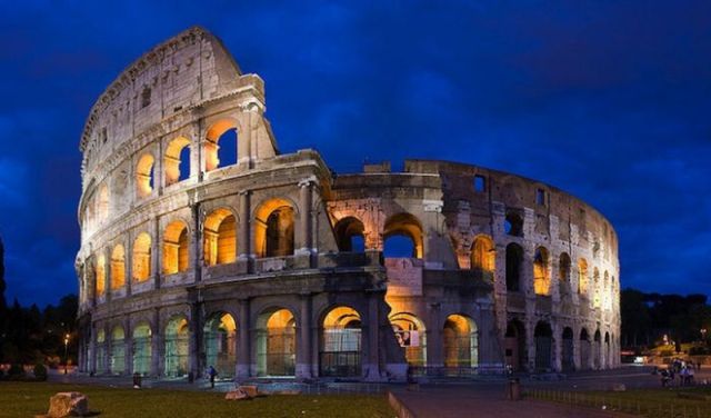 Incredible “Blue Hour” Pictures from Around the World