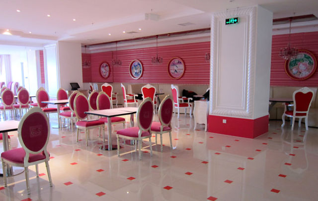 A Hello Kitty Themed Restaurant in China