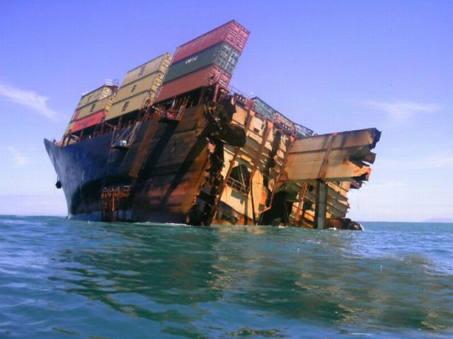 The Miserable Life of Container Ship Rena