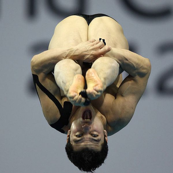 Divers’ Funny Mid Air Contorted Faces