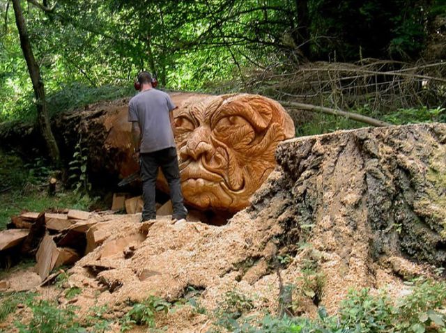 Chainsaw Wielding Tree Sculptures