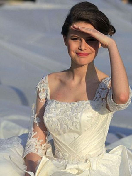 Romanian Bride Breaks New Ground in Making Extra-Long Dress Trains