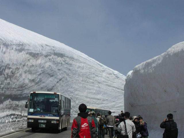 Japan’s 65-Foot Towering Snow Walls