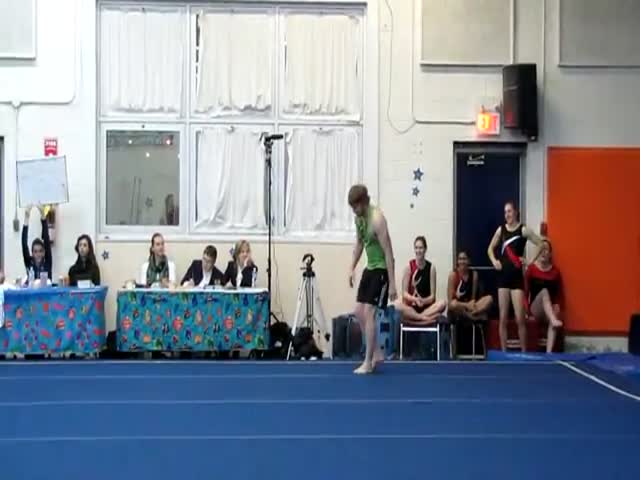 Hilariously Impressive: Guy Enters Women’s Gymnastics Competition 