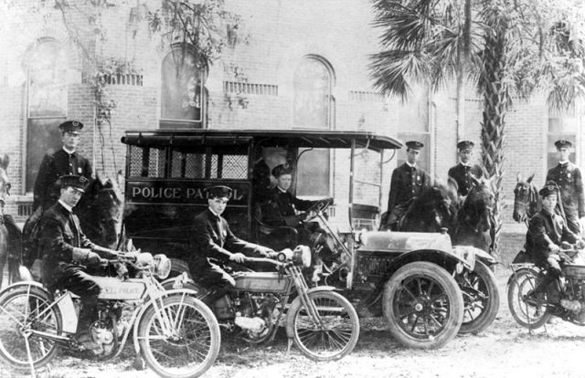 Cops at the Beginning of the 20th Century