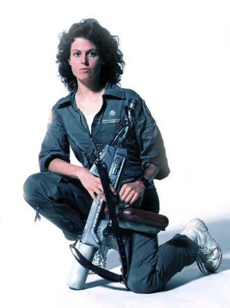 Pictures from Behind the Scenes of the “Alien” Movie