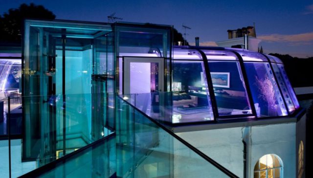 Incredible Glass Penthouse in London