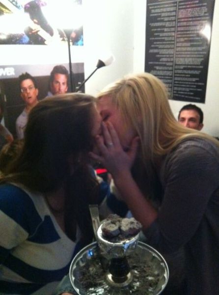 Makeout Photobombs Rule
