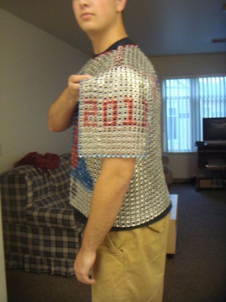 Phillies Fan Makes Chainmail After Drinking 3000 Beers