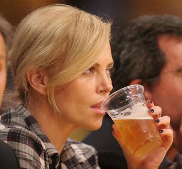 Beautiful Female Celebrities That Love Beer
