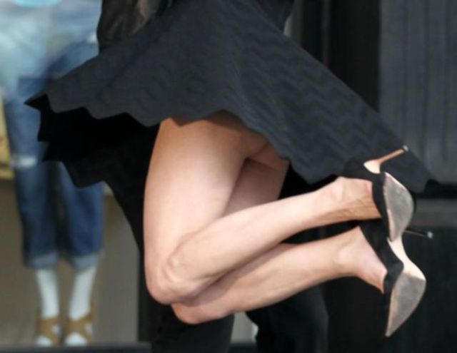 Milla Jovovich’s Tushie Shows Up While Shooting an Ad