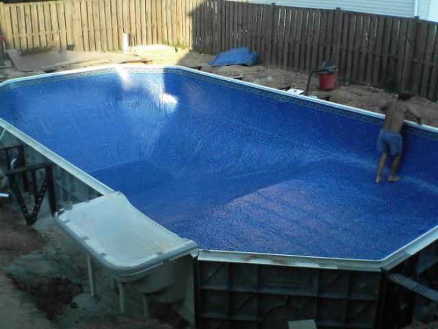 Guy Assembles a Pool by Himself