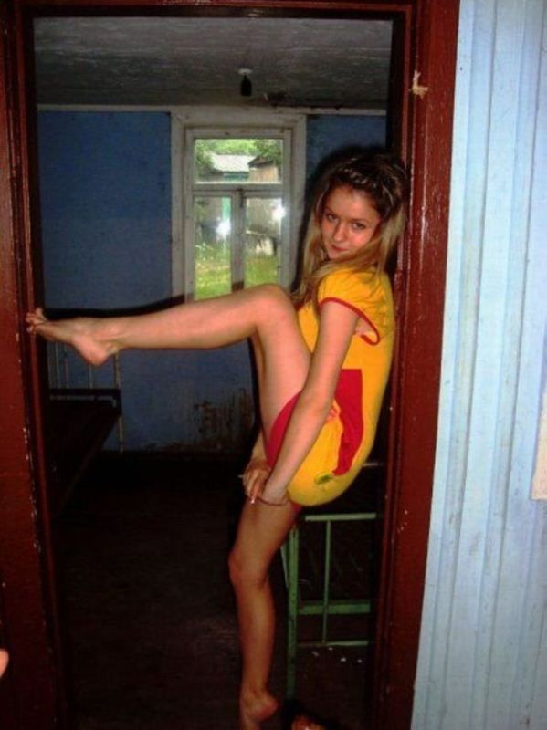 Modern Russian Schoolgirls: Chic or Slutty? (28 pics) - Izismile.com