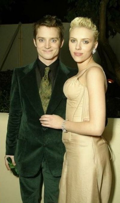 Elijah Wood and Scarlett Johansson Hanging Together As Kids
