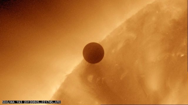Spectacular Transit of Venus in Photos