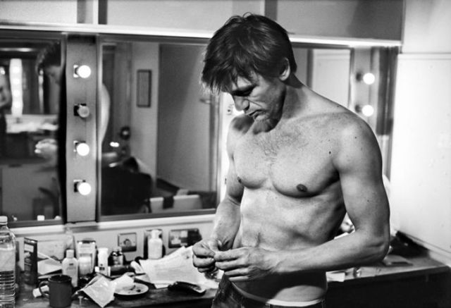 The Half Photo Project Shows Celebrity Actors Preparing for the Stage