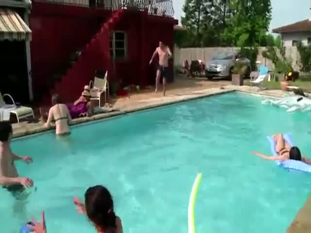 Human Squid Puts an End to Pool Party 