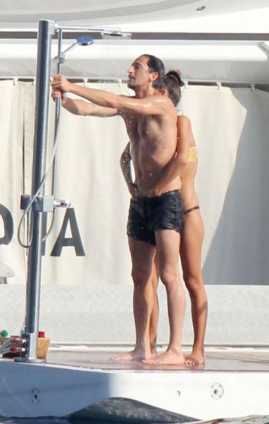 Adrian Brody Has a Naughty Yacht Shower