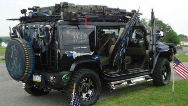 Unique Hummer Is Fully Loaded, Literally