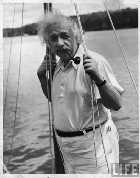 Einstein at Ease