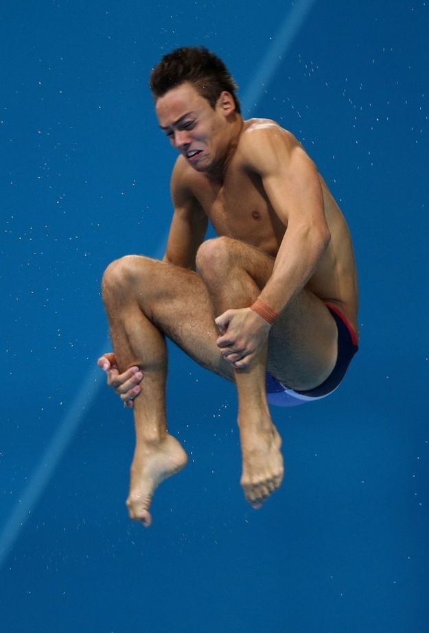 Awkward Face Challenge: Figure Skating vs. Diving