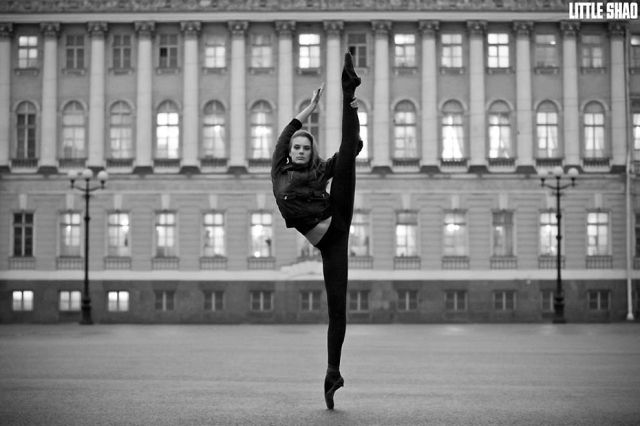 Stylish Photos of Male and Female Dancers