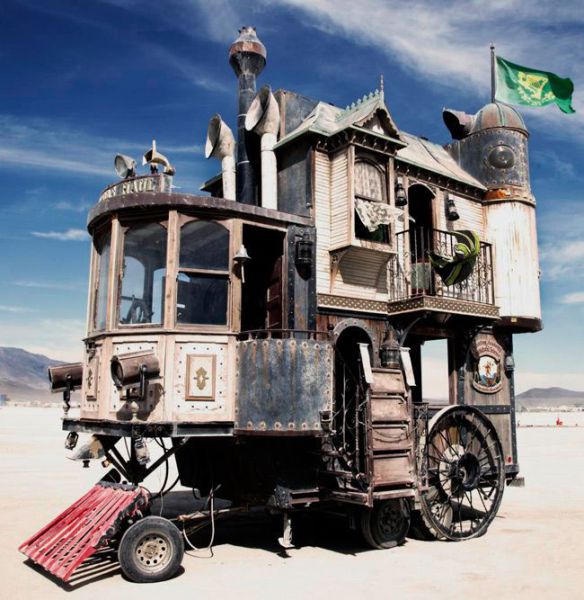 Incredible Steampunk House on Wheels