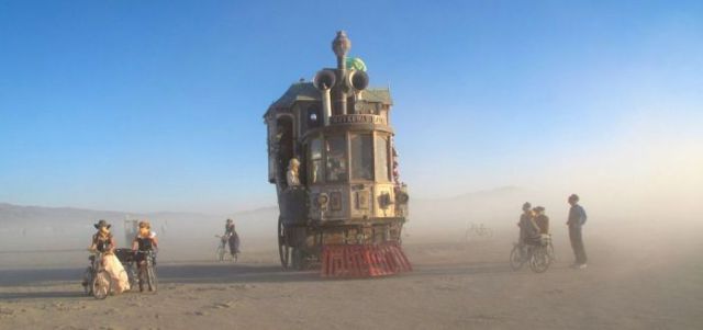 Incredible Steampunk House on Wheels
