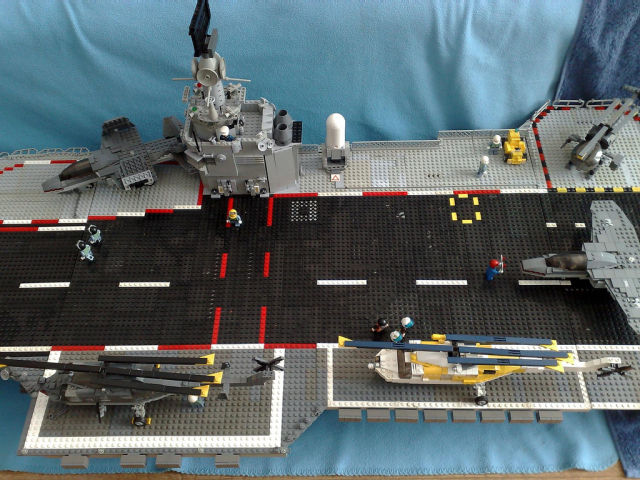 Cool DIY LEGO Aircraft Carrier
