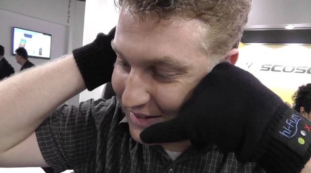 Bluetooth Handset Built into Gloves
