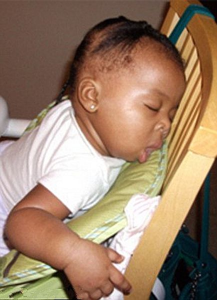 Funny and Awkward Kid Sleeping Positions