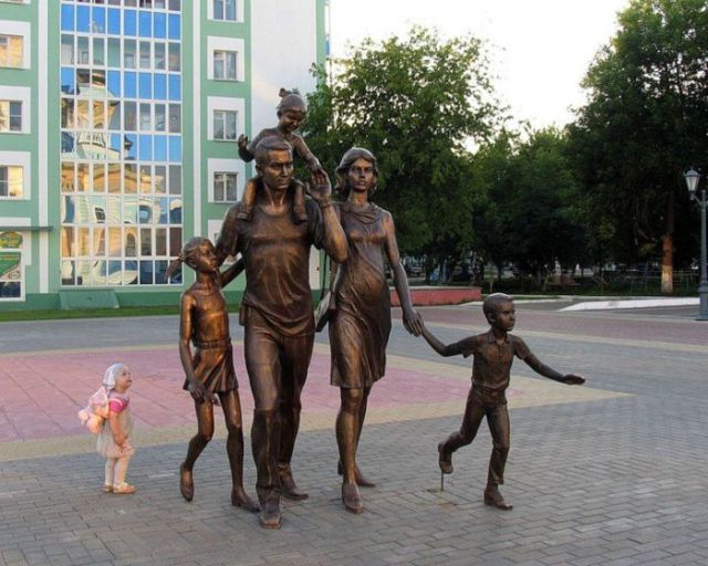 The Oddest Statues You Will Ever See!