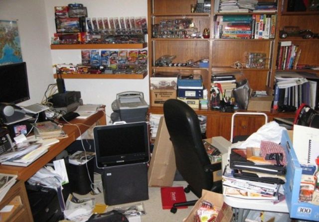 These Disgusting Home Offices Are More Like Health Hazards