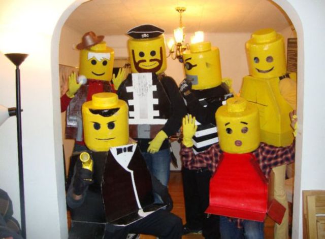Here’s A Quick Way to Make Your Own Lego Brick Halloween Costume