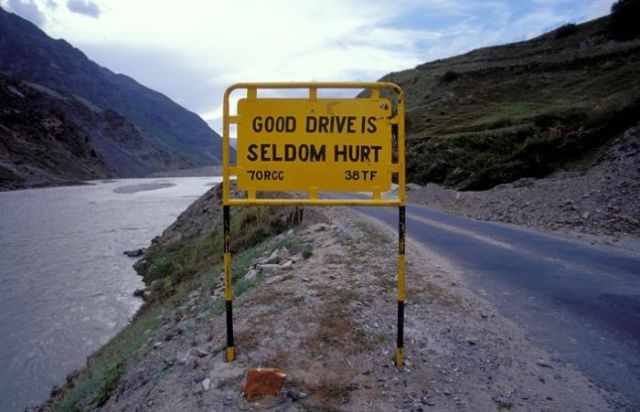 The World’s Most Peculiar Road Signs!