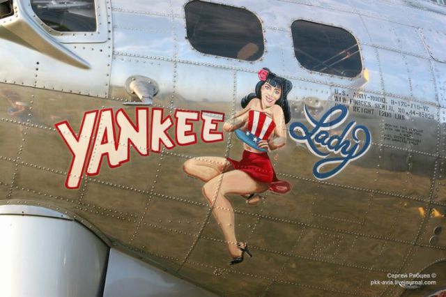 Fun “Nose Art” Adds an Artistic Touch to Aeroplanes