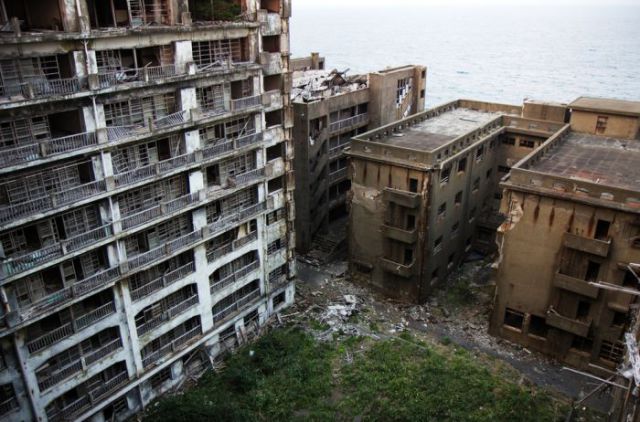 Desolate Island Is Also Home to the Latest Bond Villain