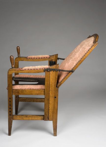 Ancient Birthing Chairs Helped Women During Childbirth