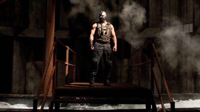 Action-packed, Behind-the-scenes Photos of the Batman vs. Bane Fight Scene