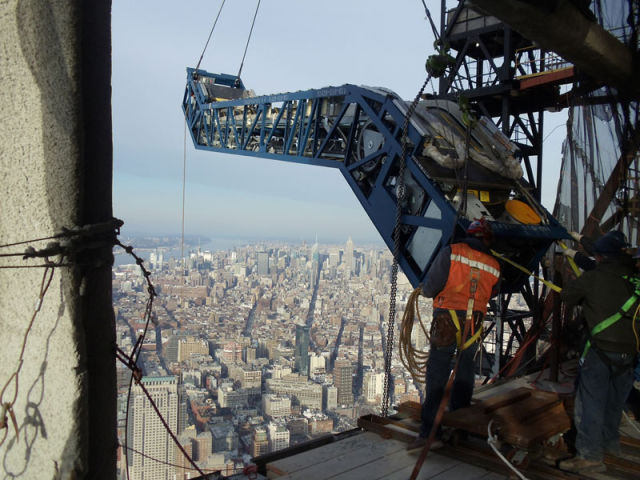 Lifting the Escalator of the 101st Floor of the WTC