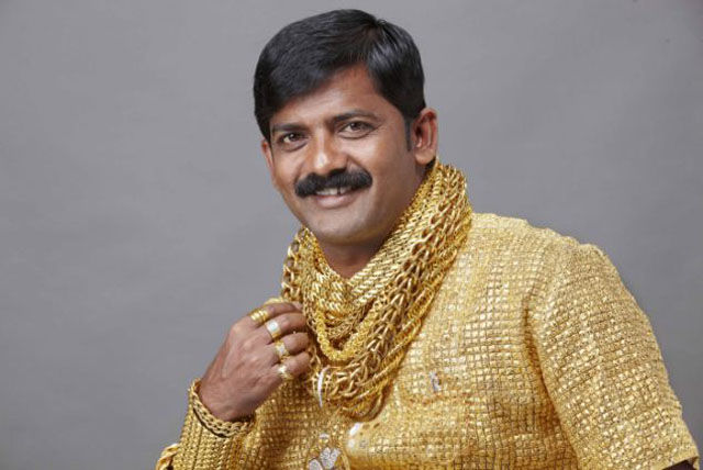Wealthy Man Wears Golden Shirt to Get the Ladies