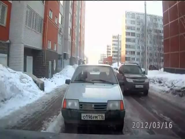 A Day in the Life of a Russian Dashcam 