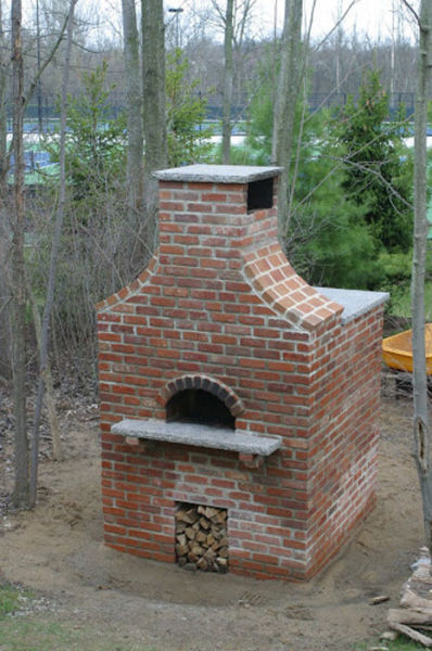 Homebuilt Outdoor Pizza Oven