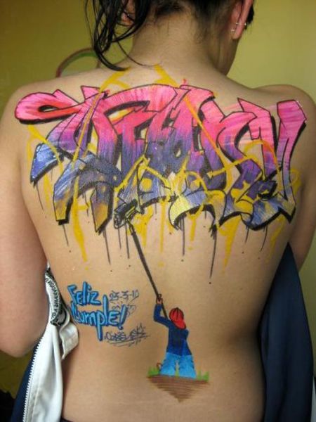 Girls with Graffiti Body Art (40 pics) - Izismile.com