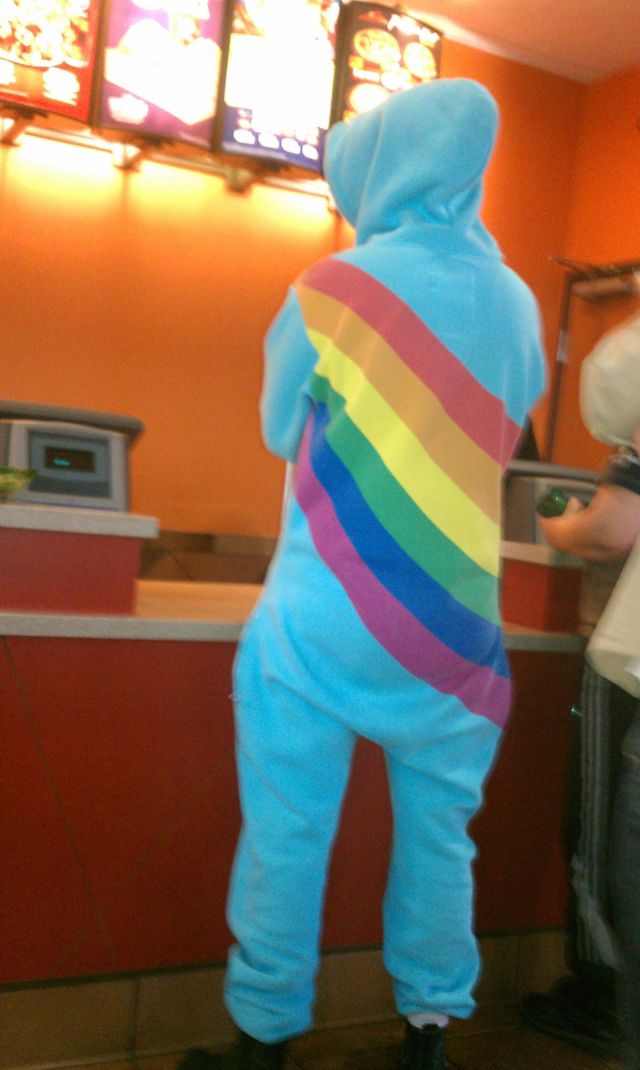 Daily Picdump [WEEKEND EDITION]