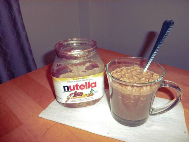 How to Get the Last Bits of Nutella Out of the Jar