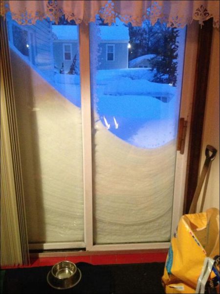 Huge Blizzard Covers US and Canada in Buckets of Snow